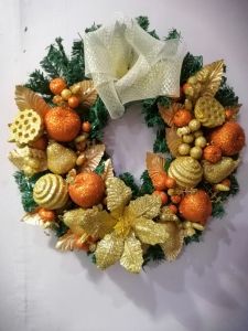 Christmas decor Wreath Traditional 20" Diameter