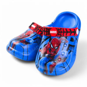 รองเท้าแตะลายสไปเดอร์แมนสุดน่ารักสำหรับเด็ก spider man ลิขสิทธ์แท้ Marvel สีฟ้าและสีแดง ใส่สบาย พื้นนุ่ม เดินสนุกทุกก้าว