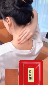 Miếng Dán Nóng Thảo Dược Ngải Cứu Gừng 50 Miếng – Giảm Đau Vai Gáy Lưng Xương Khớp Kinh Nguyệt