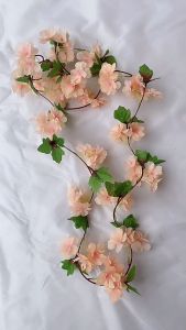 Dây leo hoa anh đào giả 2.2m bằng vải lụa treo tường VI075 trang trí nhà cửa / tiệc cưới