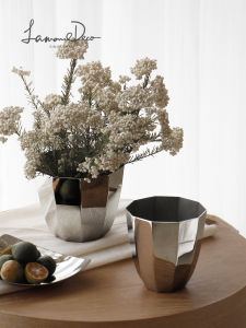 LamomeDeco เตาปลูกต้นไม้ในร่มทำจากโลหะผสม ต้นไม้สีเขียว ตกแต่งสำหรับหน้าร้อน พื้นผิวเคลือบเงา กลวง พื้นฐานสำหรับตกแต่งบ้าน