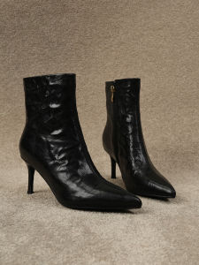 ทันสมัย หนังแกะปลายแหลมด้านข้าง ซิป รองเท้าส้นสูง ผู้หญิง ฤดูใบไม้ร่วง ฤดูหนาว รองเท้าบูทสั้น หลากหลาย ส้นบาง ฤดูหนาว รองเท้าบูท