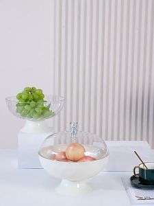 Taii New living room desktop storage household drain basket snack storage box fruit plate with lid 新款客厅桌面收纳家用沥水篮零食收纳盒水果盘