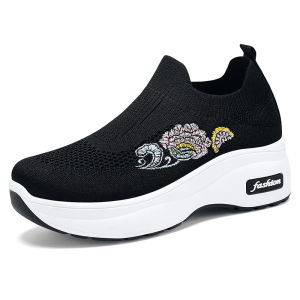 IELGY 2025Womens new lightweight flatform shoes casual platform sole heightened breathable mesh pattern sneakers