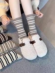 5 Pairs Of Autumn And Winter New Mid Tube SocksWarm Striped Long SocksContrasting Striped Wool Womens Mid Tube Socks