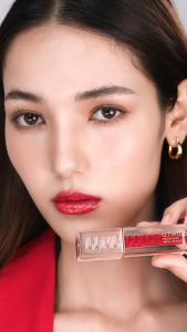 O.TWO.O Haute Hydrating Vinyl Lip Gloss Makeup Lip Cream Long-lasting