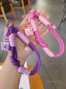 Portable Short Pearl Wrist Cord for Mobile Phone Universal Detachable Clip-On Cookie Pendant Charm Simple Fashion Fresh Style
