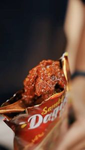 Ready-To-Eat Instant Sambal Daging Dendeng / Sambal Kerang Kalut / Rendang Ayam Aki/ Sambal Hitam  - REady-To-Eat Instant Tanpa Bahan Pengawet - Teknologi Retort - Tahan sehingga 2 Tahun