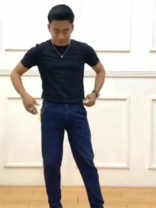 Celana Jeans Pria: Tips Memilih & Mengenakan