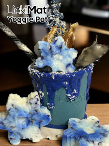 Durable Rubber Dog Bowl Toy Lickimat Pet Intelligence Stimulation Chew Resistant Scented Hidden Food Puzzle Dog Self Amusement