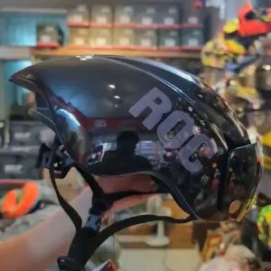 Nón bảo hiểm thể thao ROC R16 màu đen bóng siêu đẹp