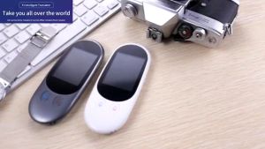 Máy phiên dịch thông minh máy phiên dịch 2 chiều mini CORISU F1 (Tặng tai nghe) máy dịch đa ngôn ngữ trí tuệ AI dịch 138 ngôn ngữ thiết kế nhỏ gọn