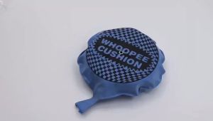 Self Inflating Whoopie Cushion Whoopee Cushion Goodie Bag Stuffers Party Favors Fart Toy & Prank Party Birthday Bags for Kids Creativity Cushion Self Inflating Prank Fart Joke Party Color Fart Whoopee Toy Cushion Random Sound Balloon Toy Pad Bag Pad