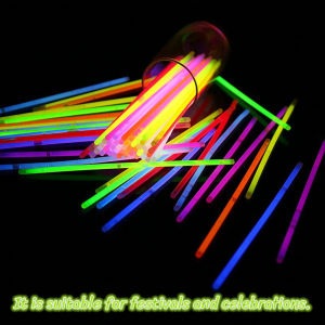 Digeo Glow Sticks 100Pcs/50pcs Ultra Bright Glow Party Supplies with Connectors