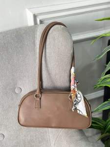 CFG UNI SHOULDERBAG tas wanita