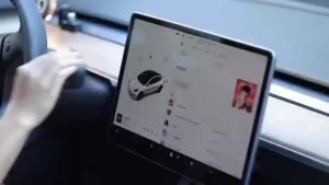 ที่วางศัพท์ในรถยนต์ ถ้วยดูดไฟฟ้า ยืดหดได้ ยึดแม่เหล็กแรงสูง ขาตั้งสำหรับยิมและครัว ใช้ได้กับ iPhone 14 15 16