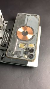 Kính lưng IP lọt Cam dùng để thay lưng IP khi bị bể nức...Full dòng 8G - XS Max .Full Màu