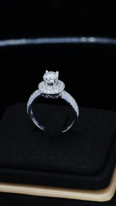 Nhẫn nữ Bạc 925 Xi Kim Moissanite halo viên chủ 5.4mm KNNU0029 Kim Luxury