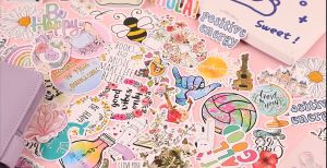 MOONSTRUCK 40Pcs Sticker Cute Food Cartoon Children Kids Present Gift Stationery 食物小清新可爱涂鸦贴纸文具吉他水杯笔记本 SK220610