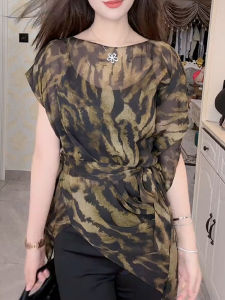 UYFY | Loose Fit Round Neck Short Sleeve Shirt Womens Fashionable Summer New Style Slimming Top Large Size Comfortable Breathable