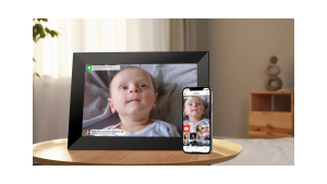 FRAMEO 10.1" WiFi Digital Picture Frame – Built-in Battery HD IPS Touch Screen 32GB Storage Auto-Rotate via Frameo