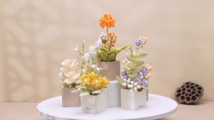 Mainan Bricks Bunga DIY Pot Tanaman Immortal Bunga Kreatif Untuk Mainan Anak Perempuan