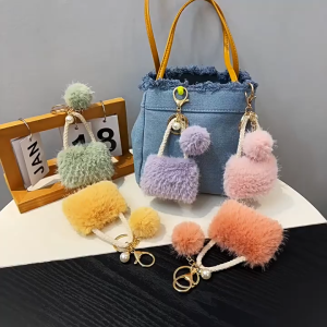 SEA YADOU กระเป๋ามินิสไตล์น้ำหอมขนาดเล็กหรูหราเบาๆรูปพวงกุญแจจี้มุกตุ๊กตาน่ารักพวงกุญแจรถจี้ของขวัญ