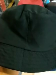 Topi Bucket Hat: Pilihan Terbaik untuk Pria & Wanita