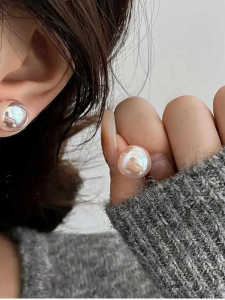 Carvejewl Alloy Earring with Geometric Pattern Pearl Embellishment for Women Freshly Baked Style High Quality Anti-Allergy