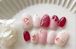 Kuku Palsu Nail Art Yummy Strawberry