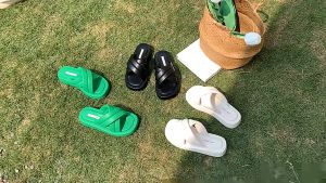 Sandal Wanita Flat Platform & Kanvas Upper