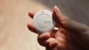 MiLi MiTag with Keychain - Apple | Key Finder | Luggage Tracker | Apple MFi Certified Portable Bluetooth Tracker with Holder Case