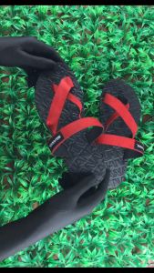 Iguanas Sandals Col 2.0 Connected Strap Slipper Fashion Sandals for Girls