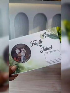 Undangan Pernikahan Lipat ( ISI 30 PCS ) BONUS Undangan Web Free Desain Foto Denah Plastik Brief Card 210gsm & 150gsm