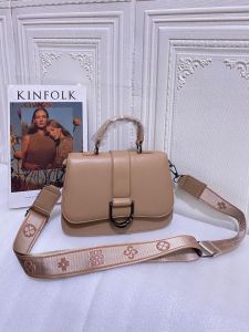 tas selempang wanita fashion terbaru model kekinian