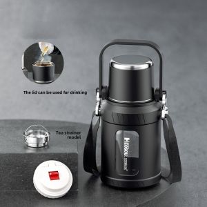 Large Capacity 2000ml High Temperature Resistant Glass Water Bottle for Men Outdoor Travel Anti-Fall Tea Cup Bottle Male Model