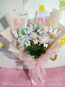 buket bunga palsu motif rainbow/gradasibuket kupu kupubuket lamaranbuket wisuda