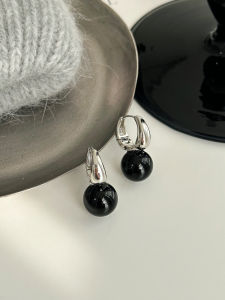 Elegant Black Agate French Vintage Style Womens Earrings Unique Design Minimalist Black Jewelry High Fashion Cold Tone