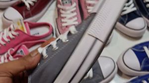 Sepatu Sneakers Pria Terbaru Kanvas Import Murah Kekinian Keren Selop Bustong Cewek Cowok Kerja Gaul