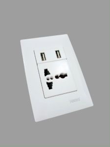 Focus Wide Multi Outlet W/ USB 2 Gang