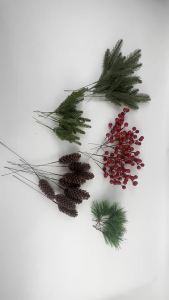 50Pcs Christmas Artificial Pine Branches Red Berry Stems Pine Cones Pine Needles for DIY Craft Garland Wreath Xmas Home Decor