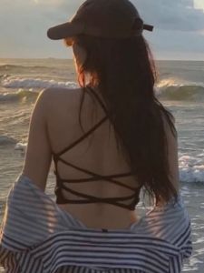 เสื้อกั๊กสายเดี่ยวเปิดหลังสไตล์อเมริกันสำหรับผู้หญิงในช่วงฤดูร้อน ชุดชั้นในแบบหน้าอกพร้อมแผ่นเสริม ชุดชั้นในแบบอิงก์