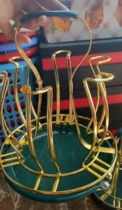 Giá Úp Cốc Kèm Khay Mạ Vàng Chống Han Gỉ Phong Cách Châu Âu Vinage Cổ Điển Nhẹ Nhàng