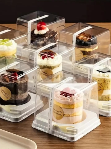 50Pcs Christmas Disposable Plastic Dessert Cups with Lid Transparent Plastic Mousse Pudding Cake Cups for Bakery Party Cake W/Sticker