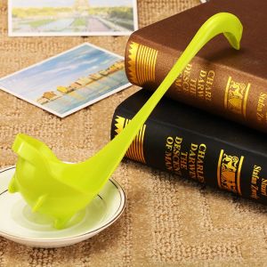 Food Grade PP Plastic Swan Strainer Spoon Long Handle Big Soup Spoon Hot Sale Creative Solid Color Kitchen Tableware Leak Spoon