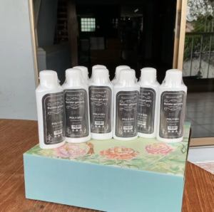 Builder gel poly น้ำยาจุ่มพู่กัน โพลี่เจล ibcccndc 45 ML.