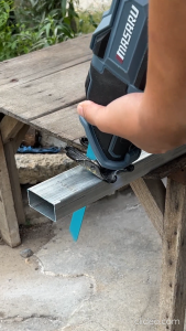 MASARU เลื่อยชักไร้สาย รุ่น SCSR-445 21V มอเตอร์ไร้แปรงถ่าน เลื่อยไร้สาย เลื่อยชักคอตรง เลื่อยอเนกประสงค์ แถมใบตัด 4 ใบ ตัดไม้ โลหะ ท่อPVC เหล็ก