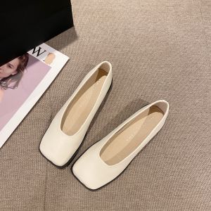 Soft Leather Flat Shoes Comfortable Soft Sole Square Head Bean Bean Shoes Womens Flats Korean Style Casual Fashion Single Shoes