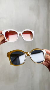 H040 Kacamata Hitam Fashion Stylish Korean Retro Style