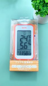 Nhiệt ẩm kế điện tử TANITA TT559 chính hãng nhật bản chính xác chắc chắn tích hợp đồng hồ báo thức ngày giờmàn hình lớn to rõ ràng sử dụng trong gia đình có trẻ em bệnh viện nhà hàng phòng lạnh